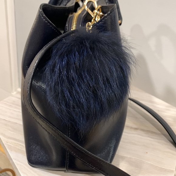 Michael Kors Bag Savannah Navy Admiral Tri-compartment Satchel Bag Poof Keychain - Picture 6 of 17